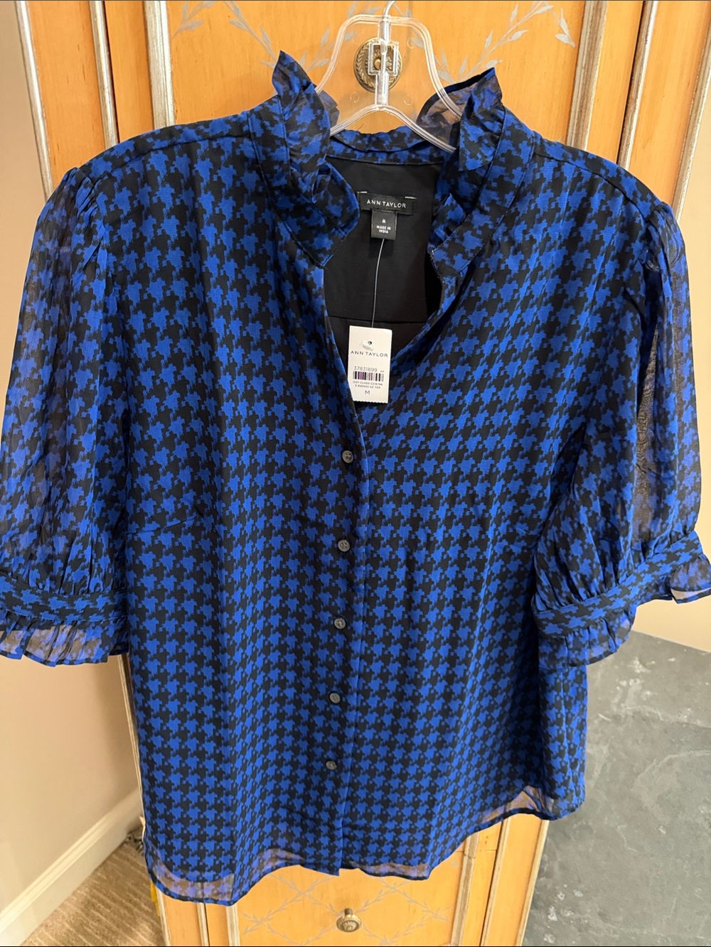 Ann Taylor new medium